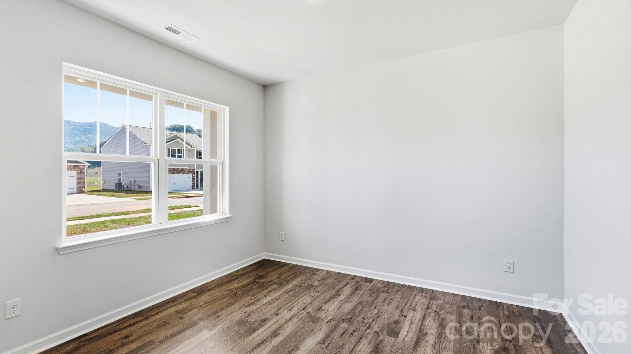 Single Family Residence at Waynesville, photo 14 of 59