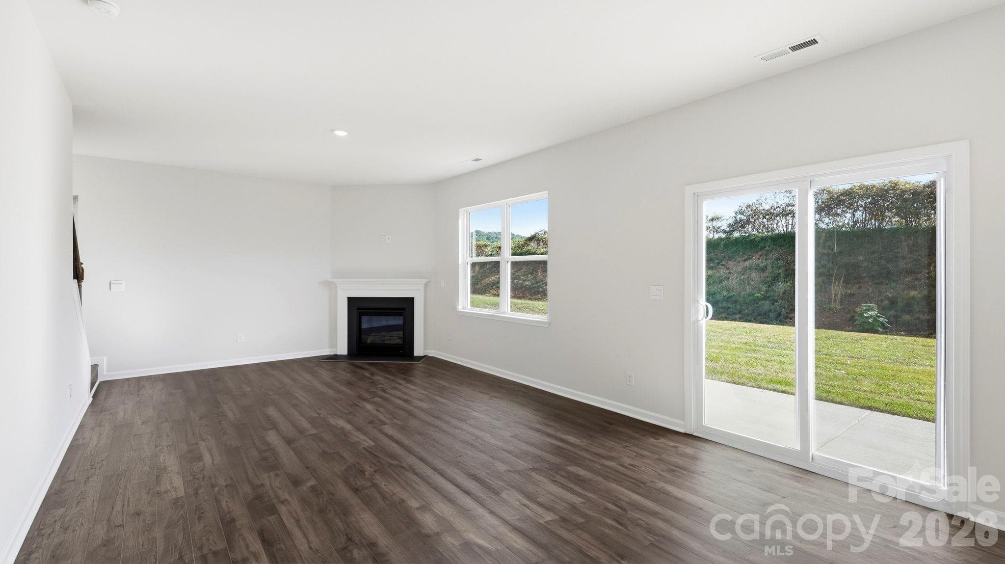 Single Family Residence at Waynesville, photo 18 of 52