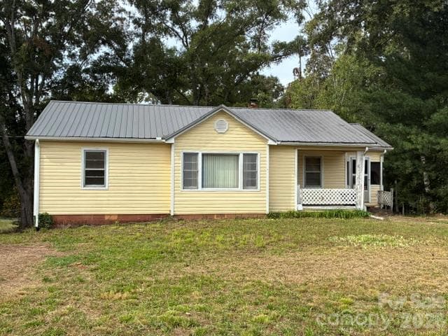 949 Cove Road