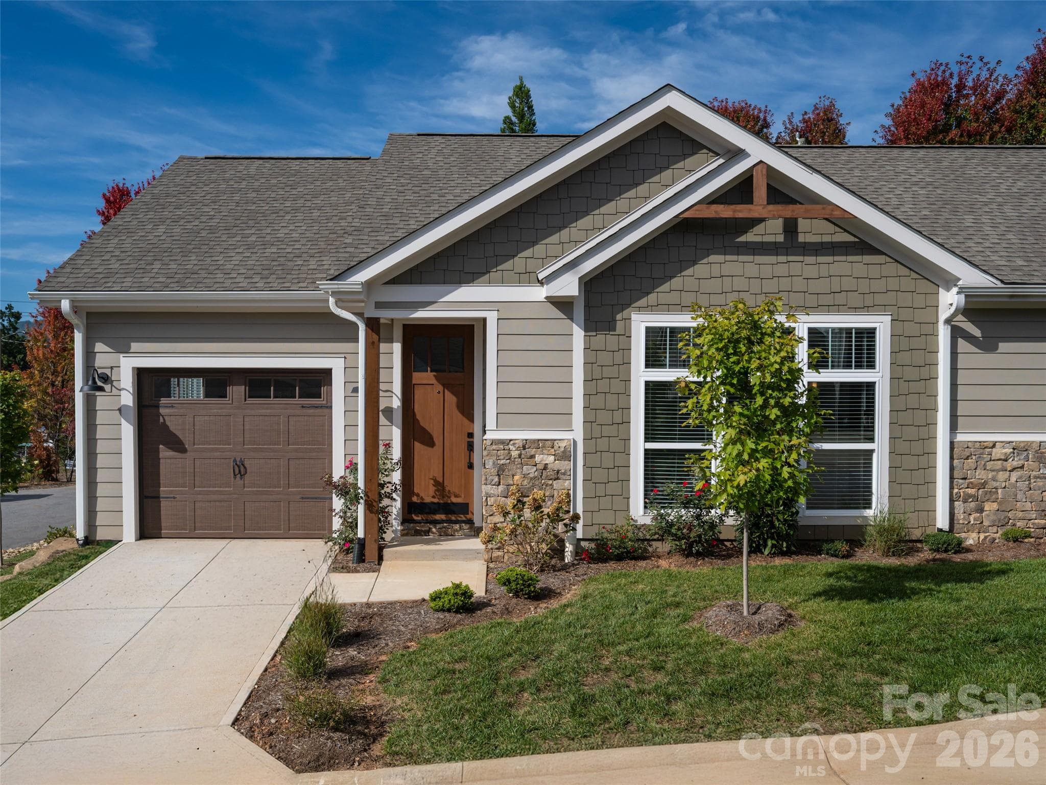 Townhouse at 8 Heartleaf Circle, Arden, photo 2 of 41
