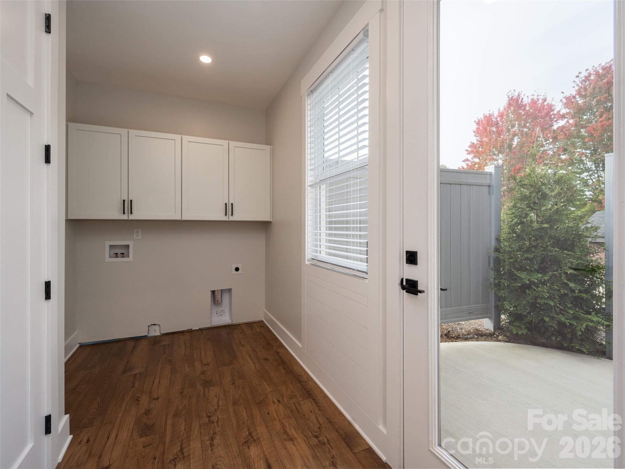 Townhouse at 8 Heartleaf Circle, Arden, photo 22 of 41