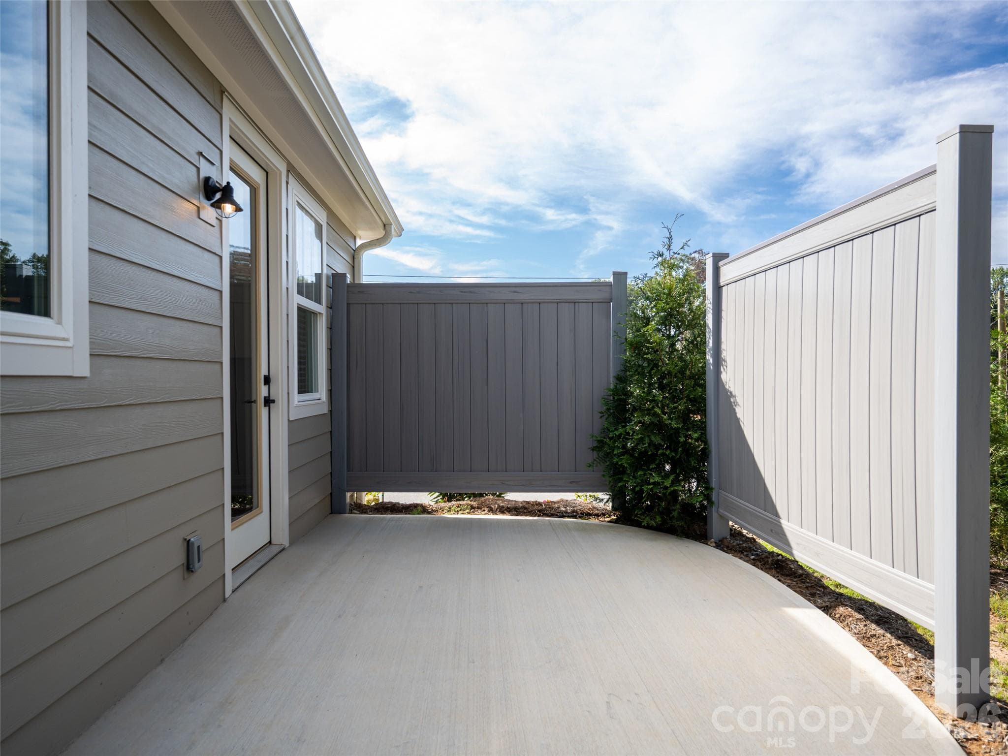 Townhouse at 8 Heartleaf Circle, Arden, photo 37 of 41