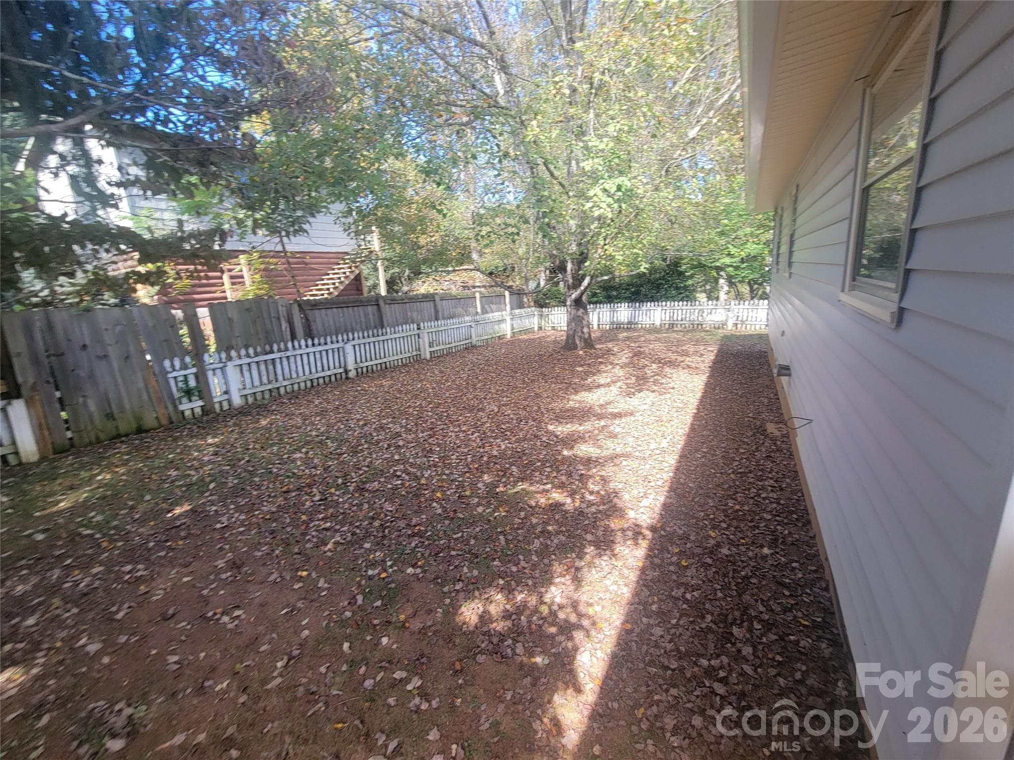 Single Family Residence at 265 Midland Drive, Waynesville, photo 8 of 25