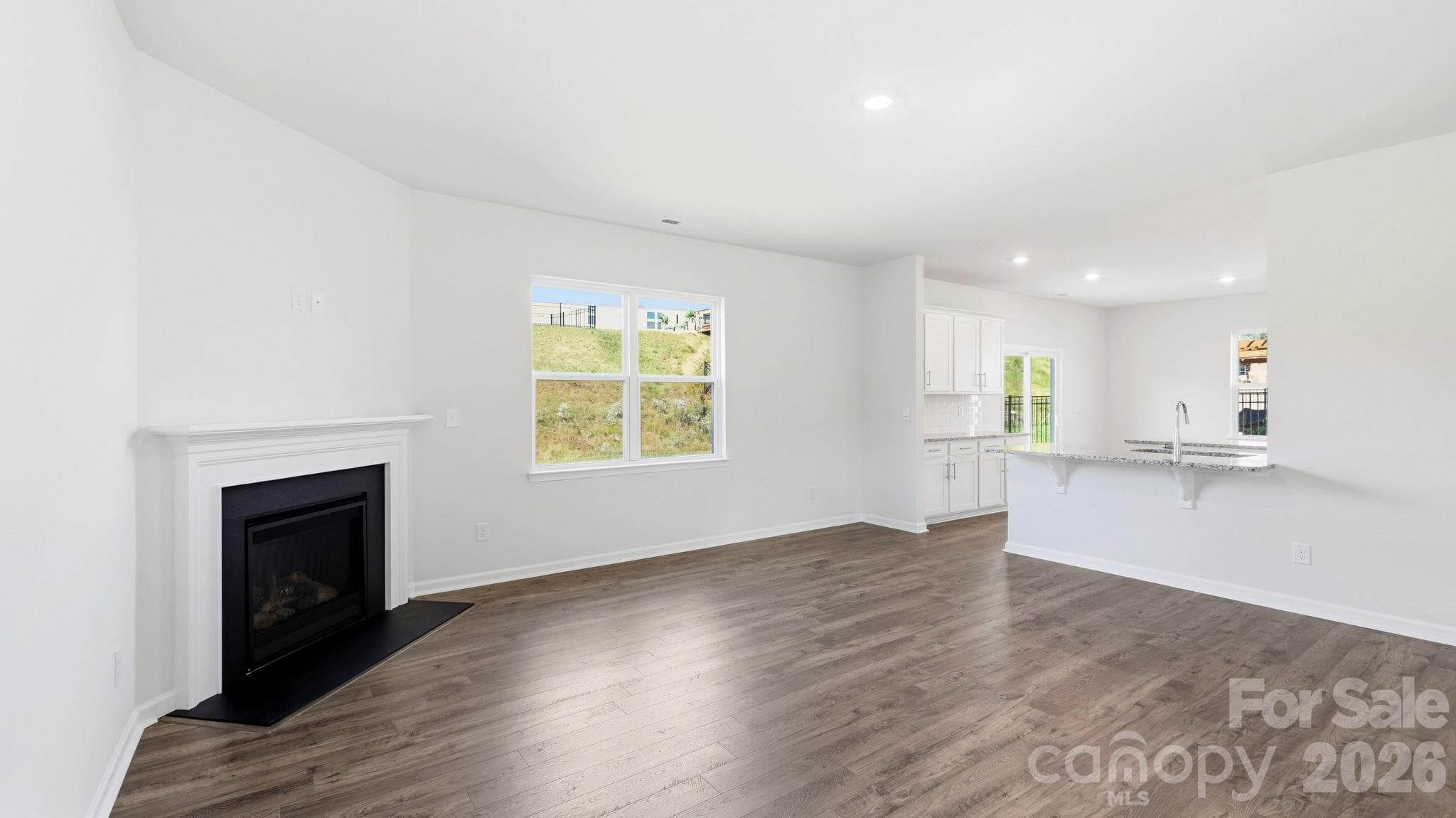 Single Family Residence at Waynesville, photo 8 of 64