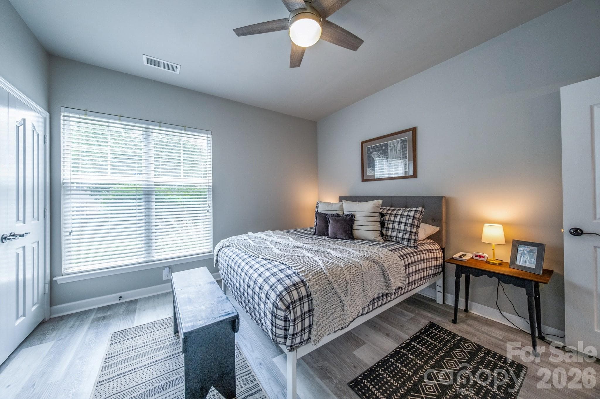 Guest Bedroom - Charlotte