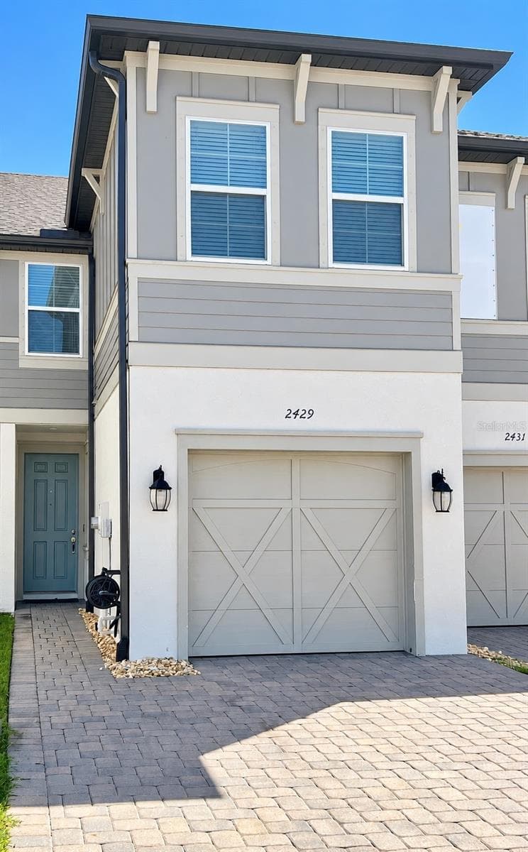 2429 FOGGY CREEK CIR