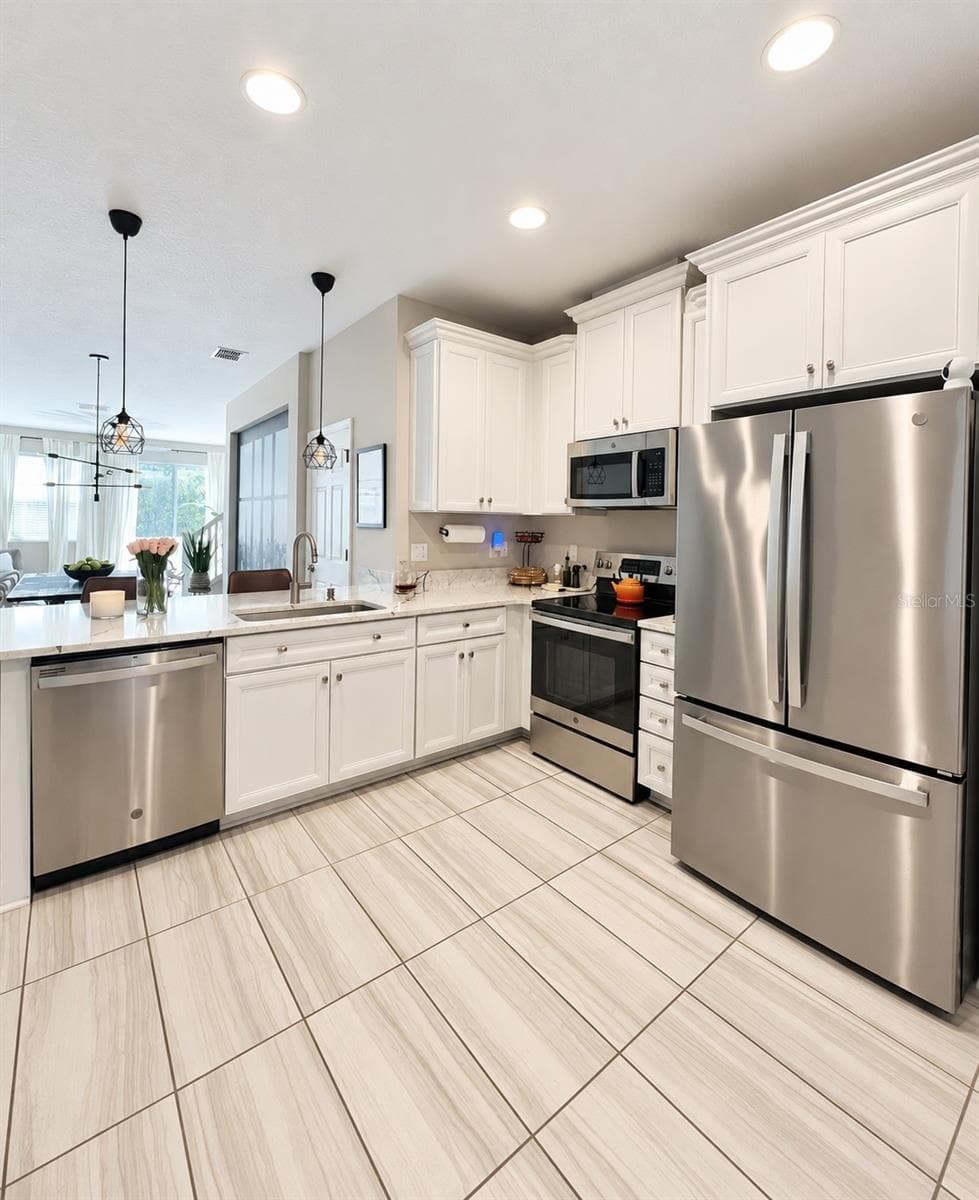Kitchen - 2429 FOGGY CREEK CIR, CLEARWATER