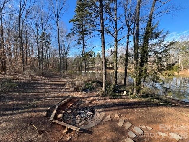 Single Family Residence at 7100 Ridge Lane Road, Charlotte, photo 6 of 11