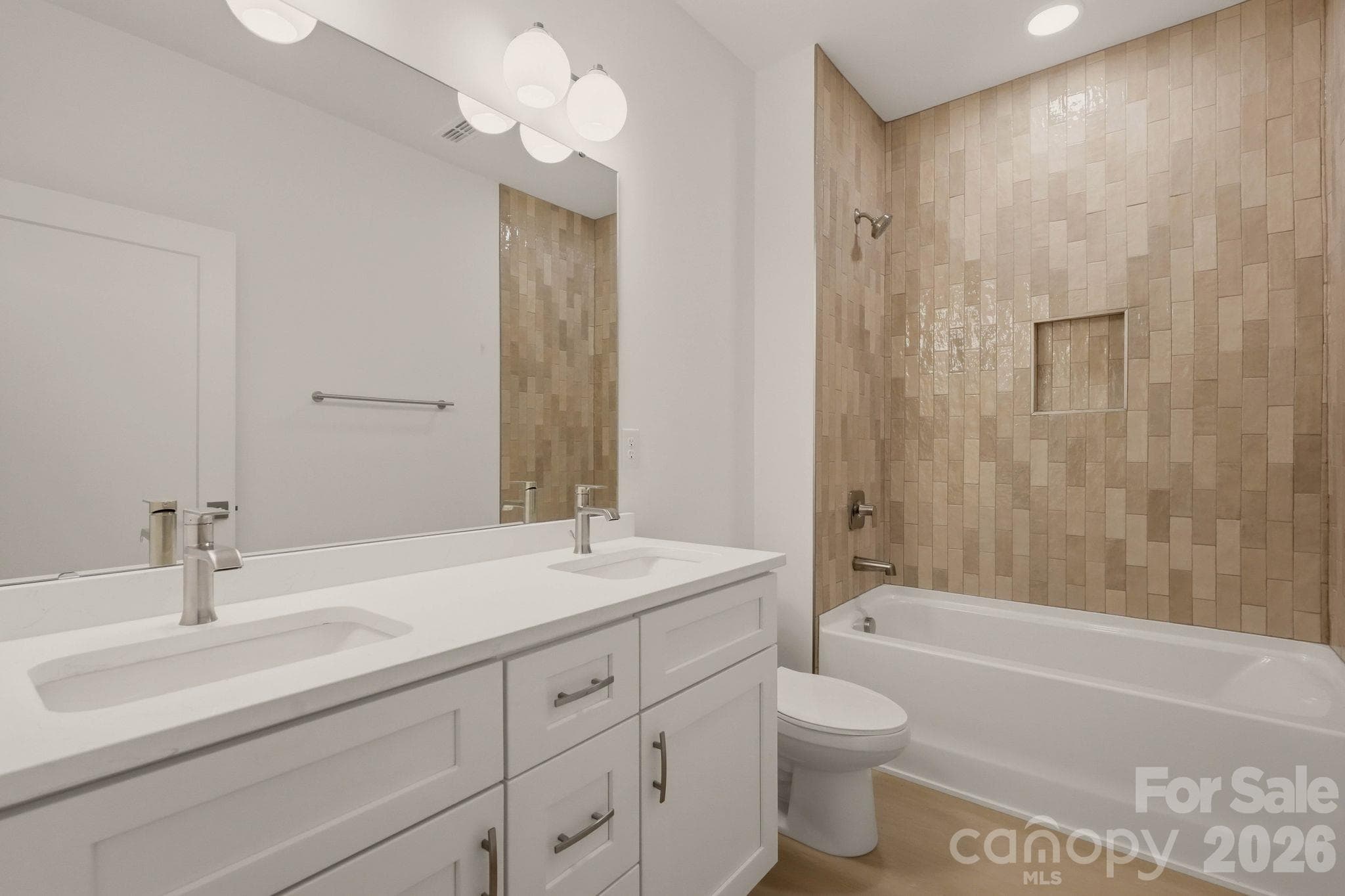 Secondary bath on upper - 3025 Belmeade Drive, Charlotte