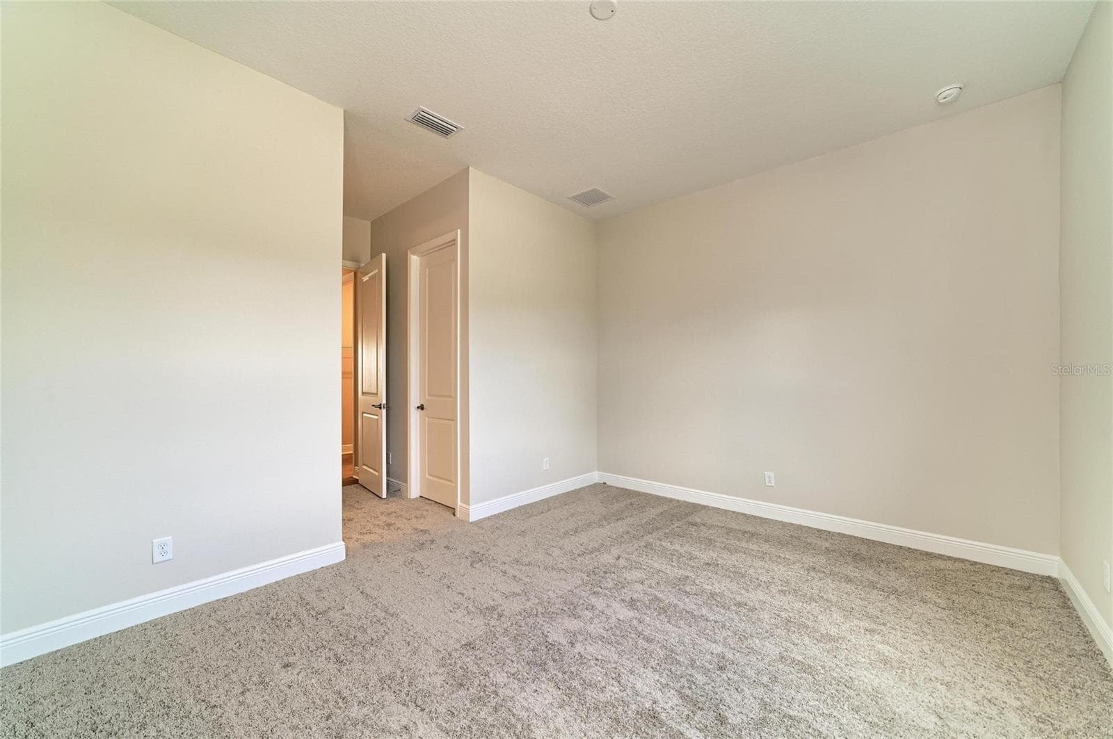 Single Family Residence at 11340 LONGLEAF PINES BLVD, SARASOTA, photo 27 of 38