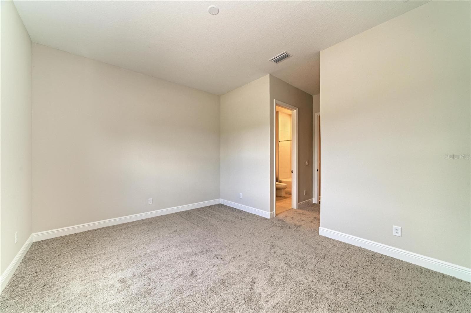 Single Family Residence at 11340 LONGLEAF PINES BLVD, SARASOTA, photo 31 of 38