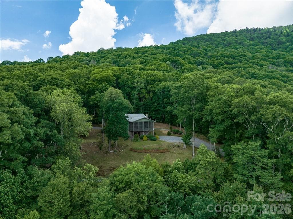 Single Family Residence at Sylva, photo 16 of 74
