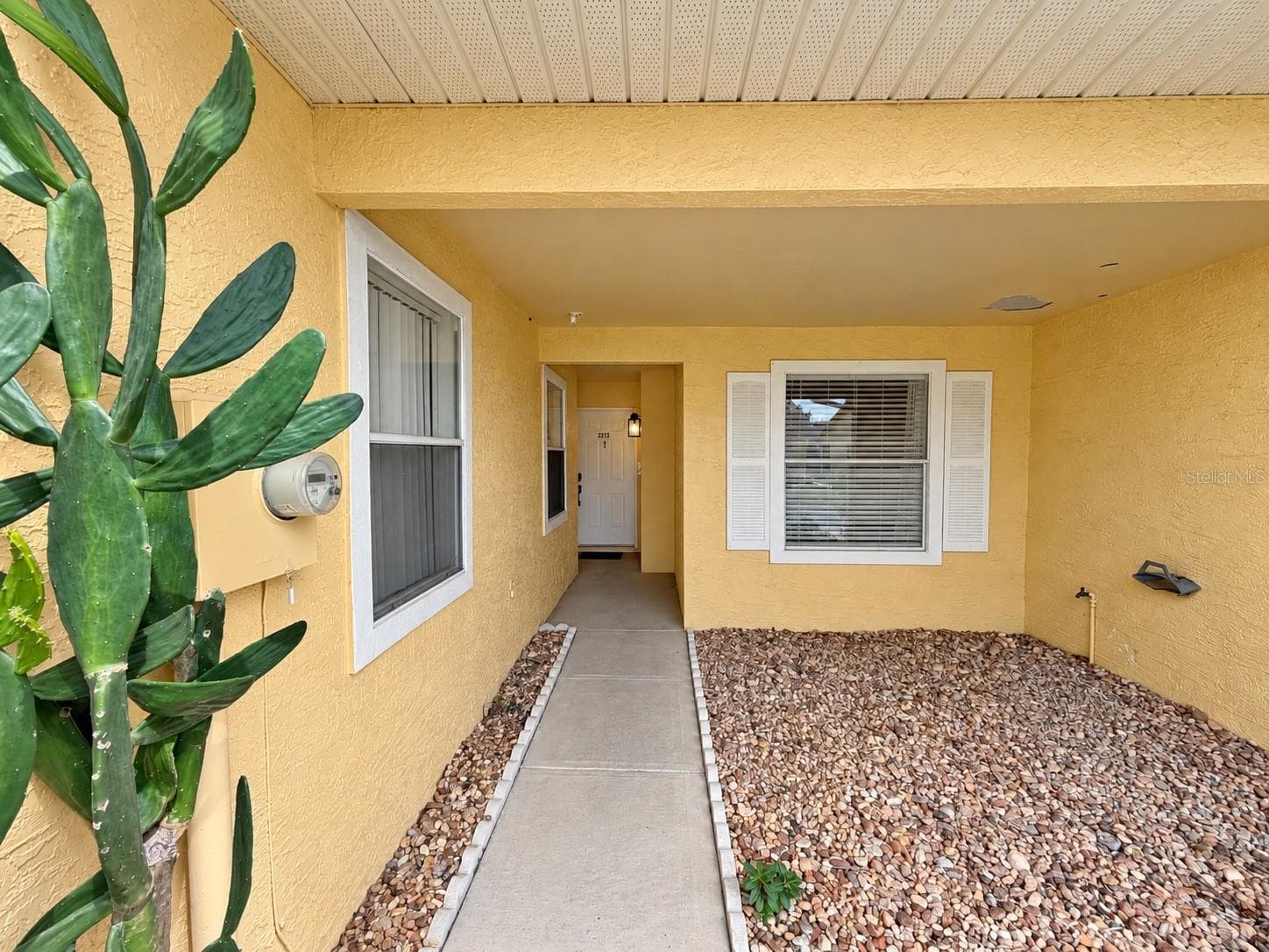 Townhouse at 3213 QUEEN PALMS CT, KISSIMMEE, photo 3 of 21