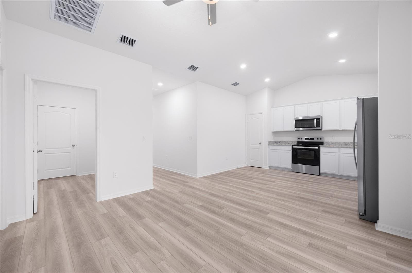 Single Family Residence at 620 TANGELO TER, BABSON PARK, photo 4 of 19