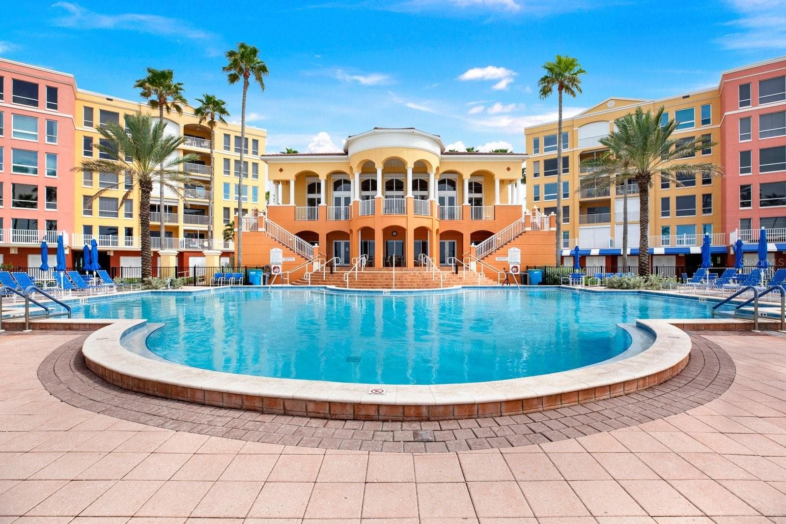 Clubhouse/ Pool - 16450 GULF BLVD #763, NORTH REDINGTON BEACH