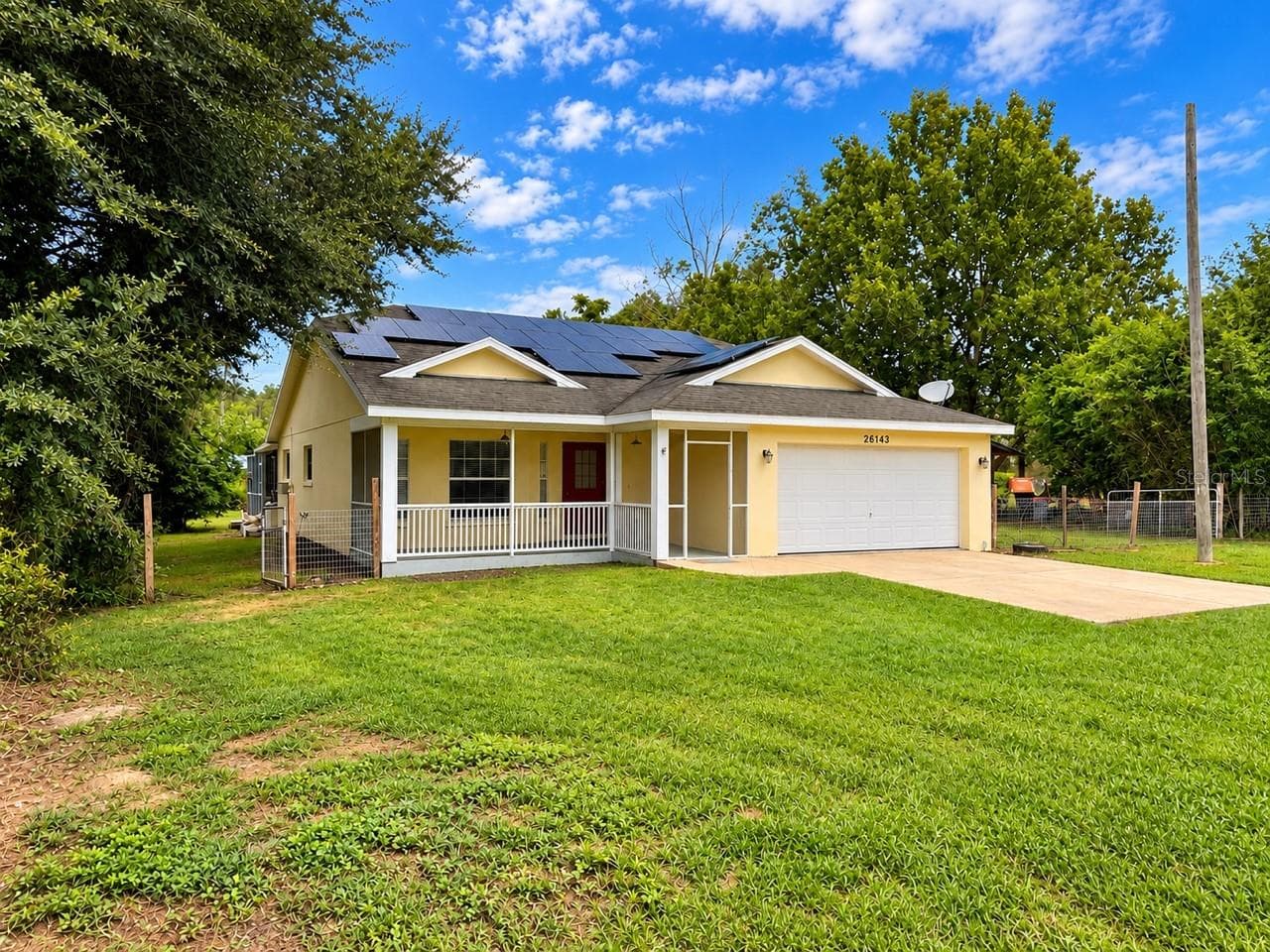 Single Family Residence at 26143 LAMBETH RD, BROOKSVILLE, photo 3 of 61
