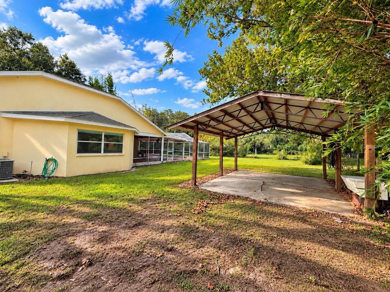 Single Family Residence at 26143 LAMBETH RD, BROOKSVILLE, photo 8 of 61