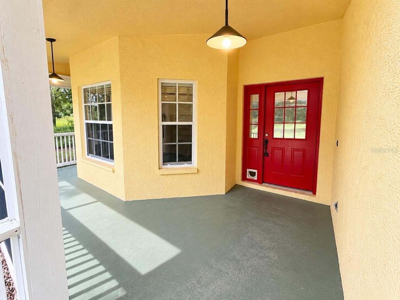 Single Family Residence at 26143 LAMBETH RD, BROOKSVILLE, photo 16 of 61