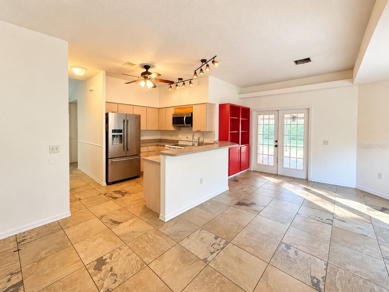 Single Family Residence at 26143 LAMBETH RD, BROOKSVILLE, photo 26 of 61