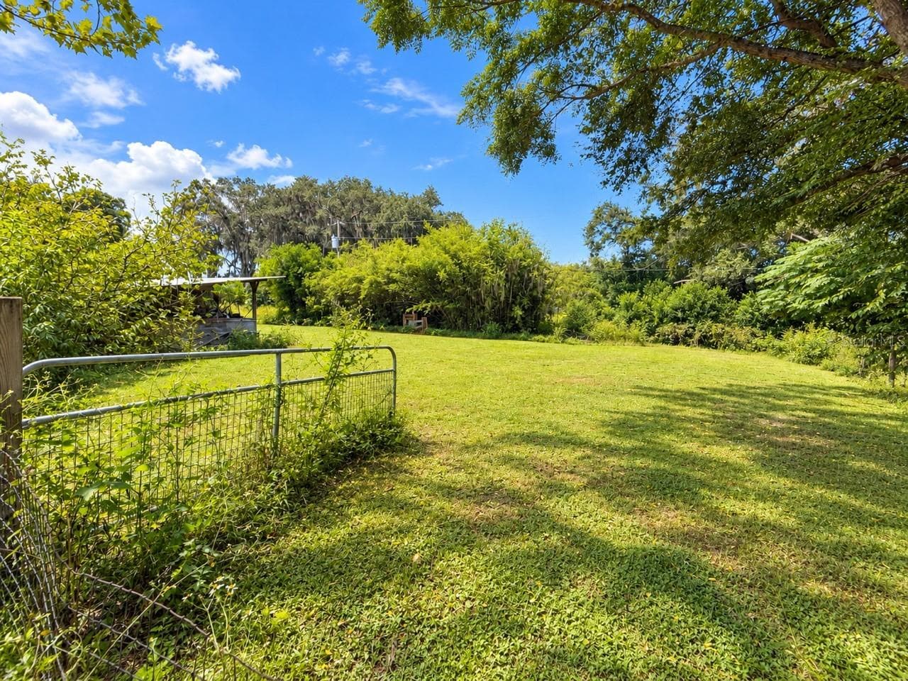 Single Family Residence at 26143 LAMBETH RD, BROOKSVILLE, photo 53 of 61