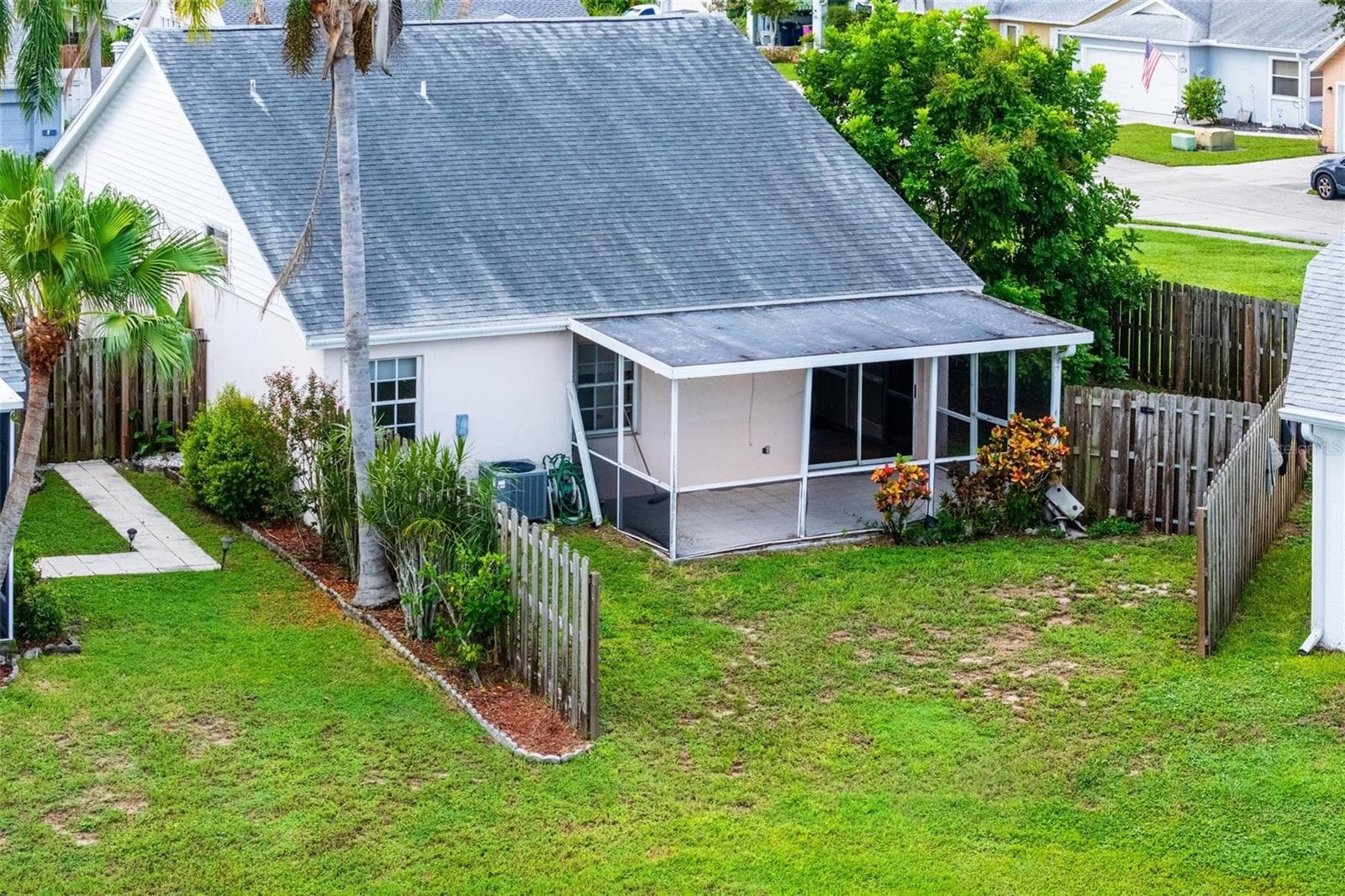Condominium at 4205 SAINT CLAIR DR, SARASOTA, photo 25 of 28