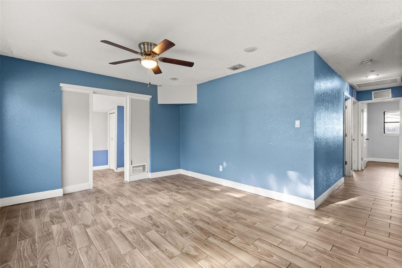 Single Family Residence at 4274 TATUM ST, ORLANDO, photo 10 of 25
