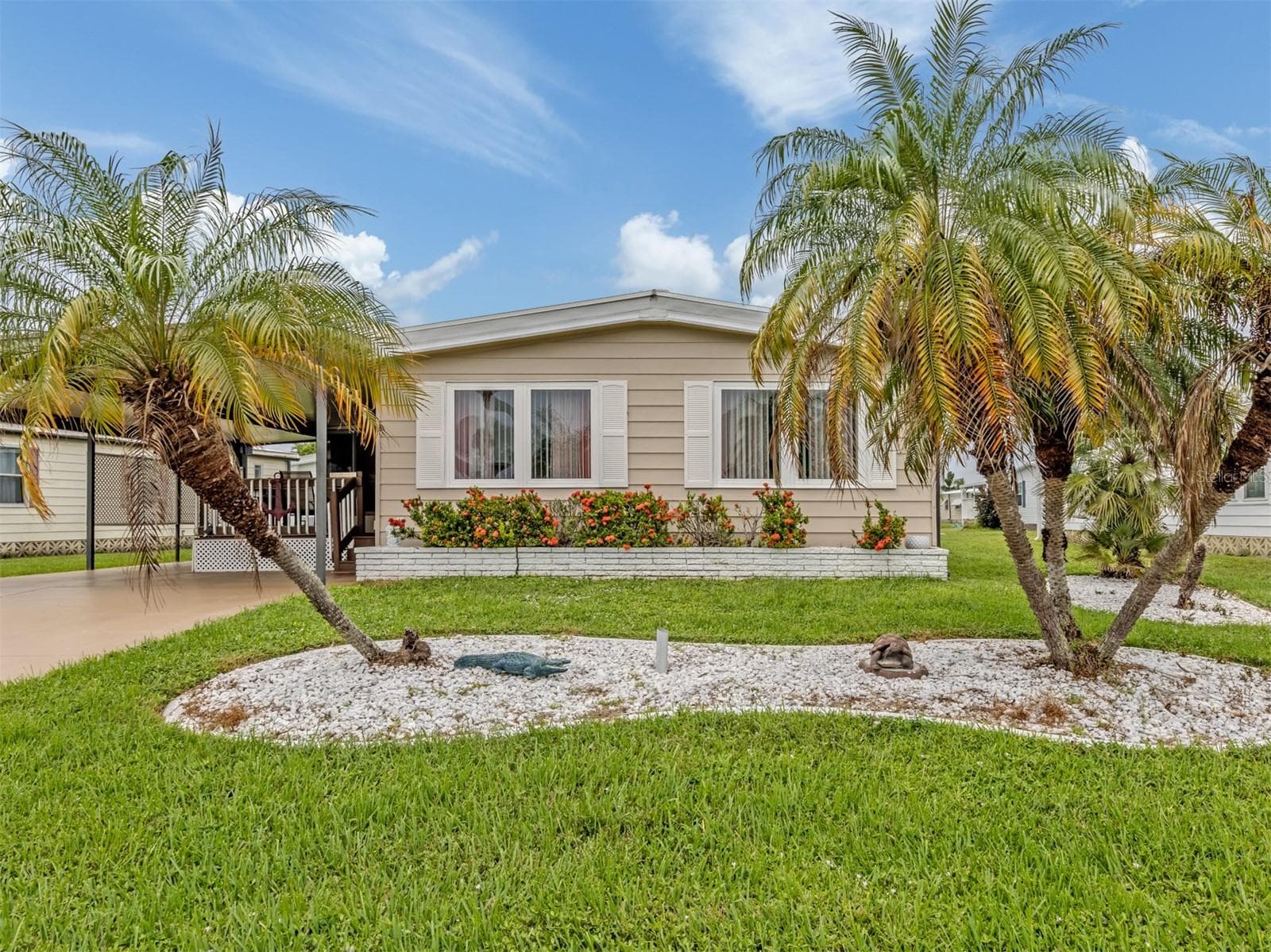 Manufactured Home at 196 PALM HARBOR DR, NORTH PORT, photo 2 of 64