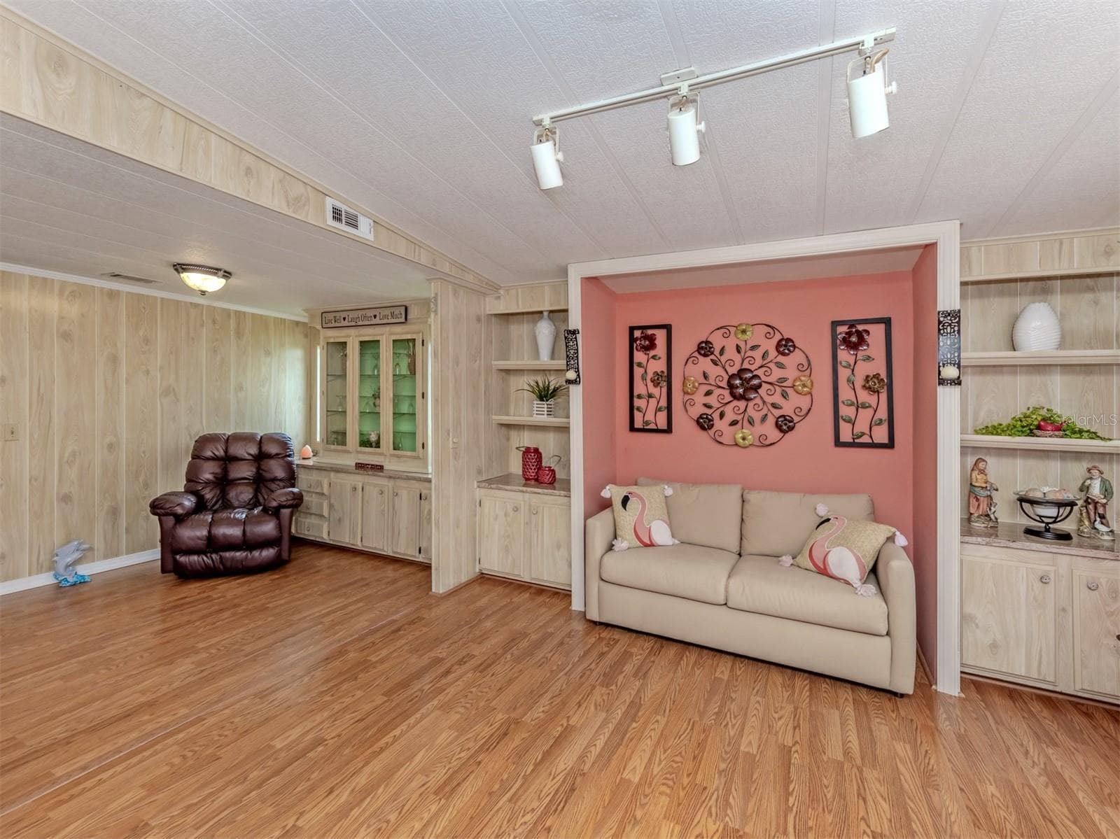 Manufactured Home at 196 PALM HARBOR DR, NORTH PORT, photo 11 of 64
