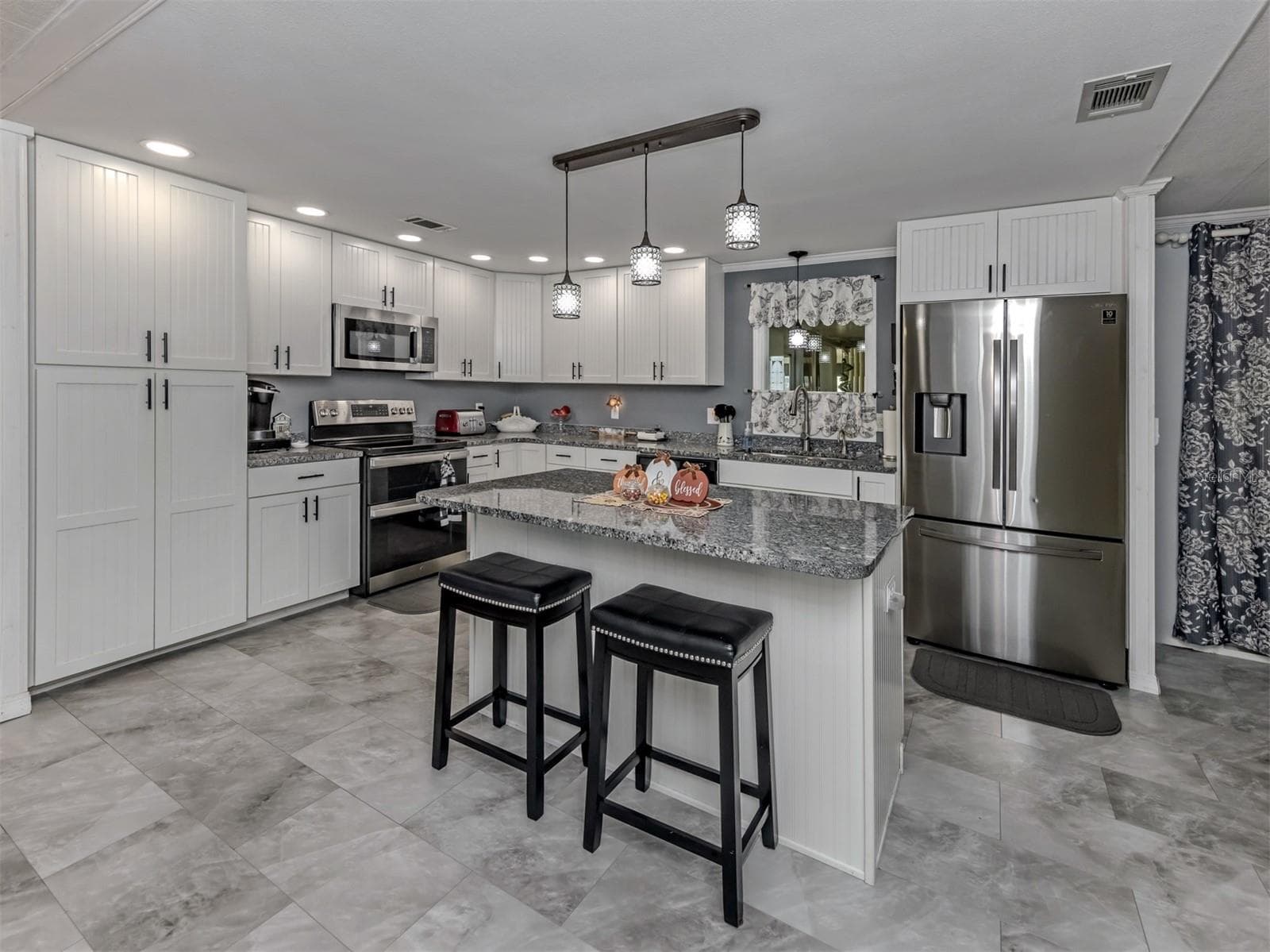 Manufactured Home at 196 PALM HARBOR DR, NORTH PORT, photo 14 of 64