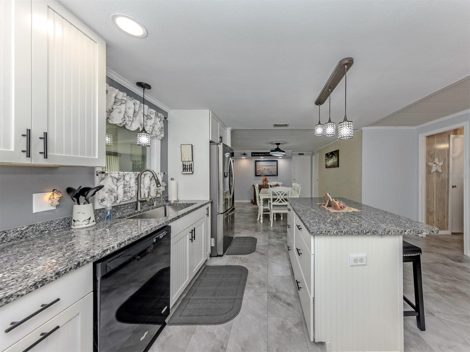 Manufactured Home at 196 PALM HARBOR DR, NORTH PORT, photo 17 of 64