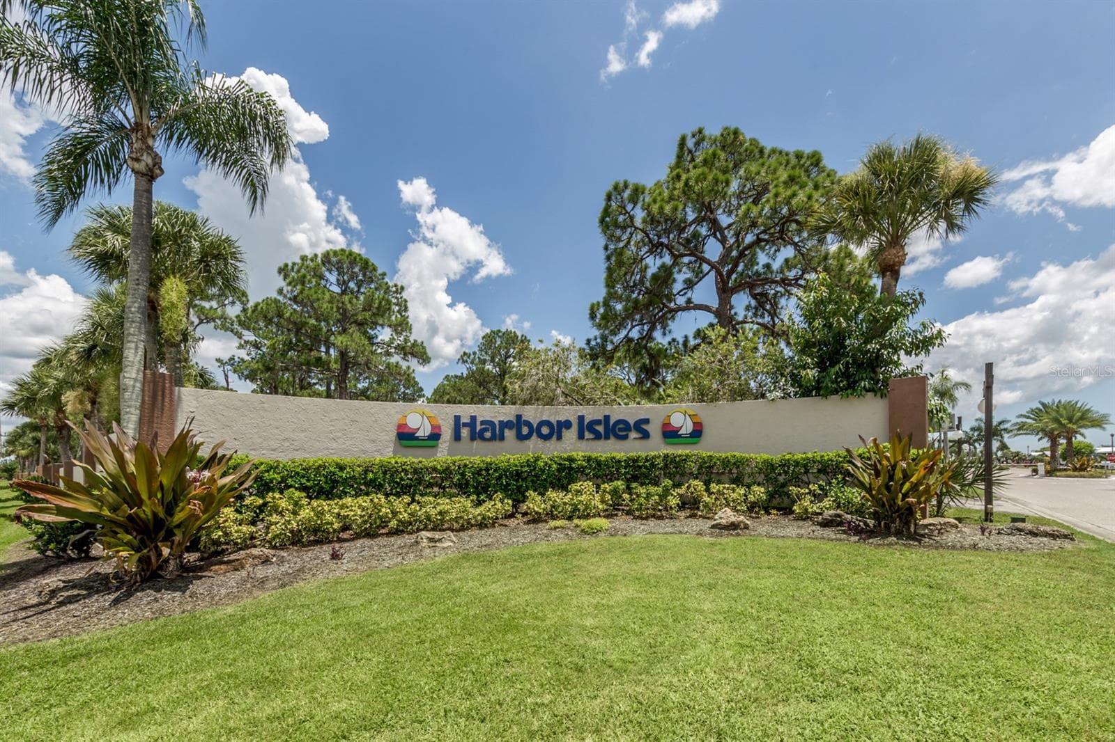 Manufactured Home at 196 PALM HARBOR DR, NORTH PORT, photo 34 of 64