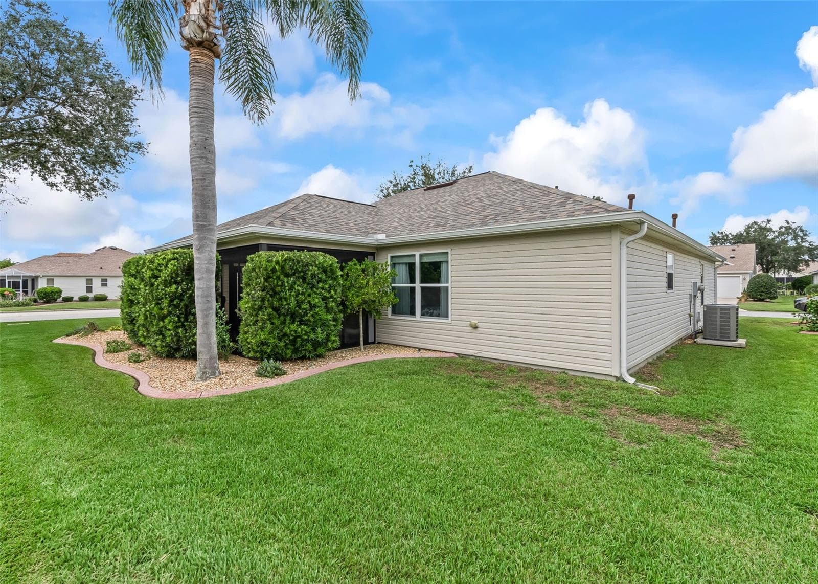 Single Family Residence at 2182 KAYLEE DR, THE VILLAGES, photo 32 of 40