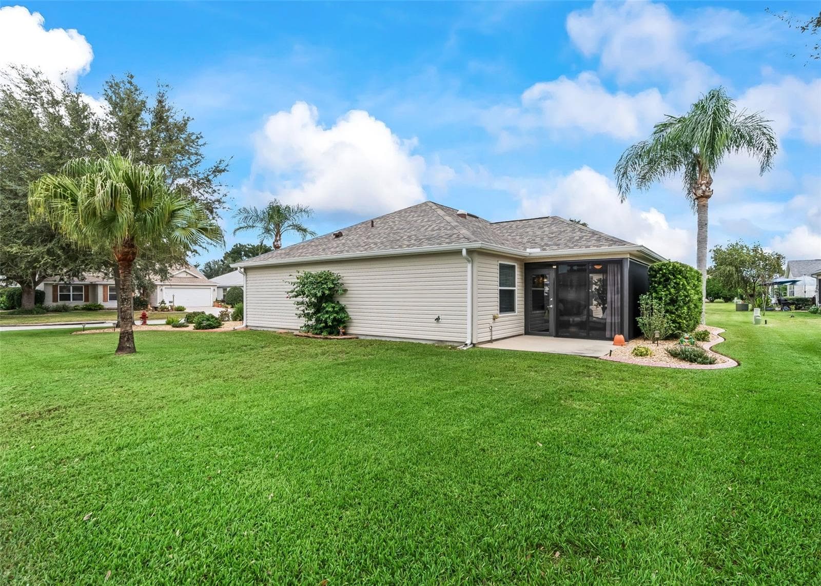 Single Family Residence at 2182 KAYLEE DR, THE VILLAGES, photo 33 of 40