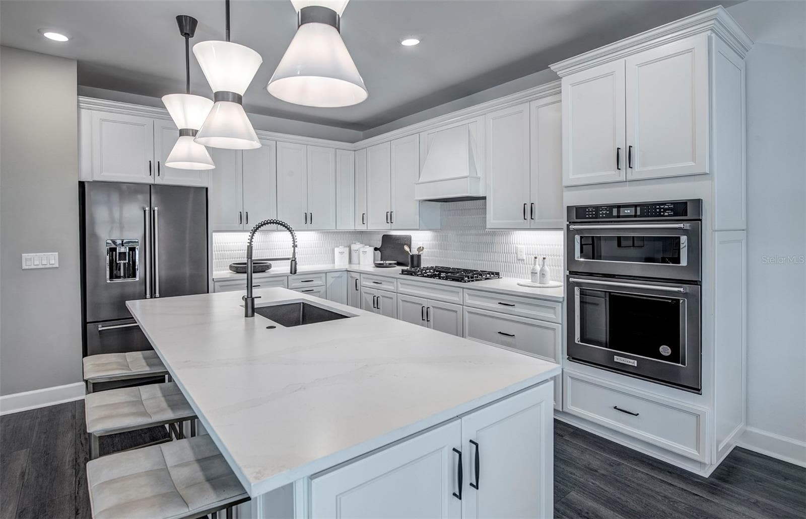 Yorkshire model representation. - 7413 SUMMER CT, SARASOTA