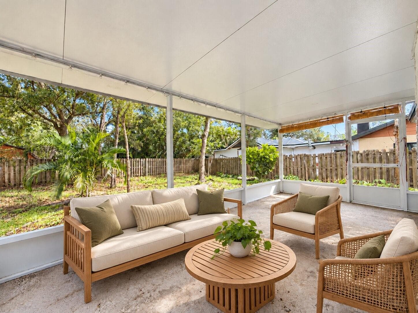 Single Family Residence at 1785 ALBEMARLE RD, CLEARWATER, photo 18 of 24