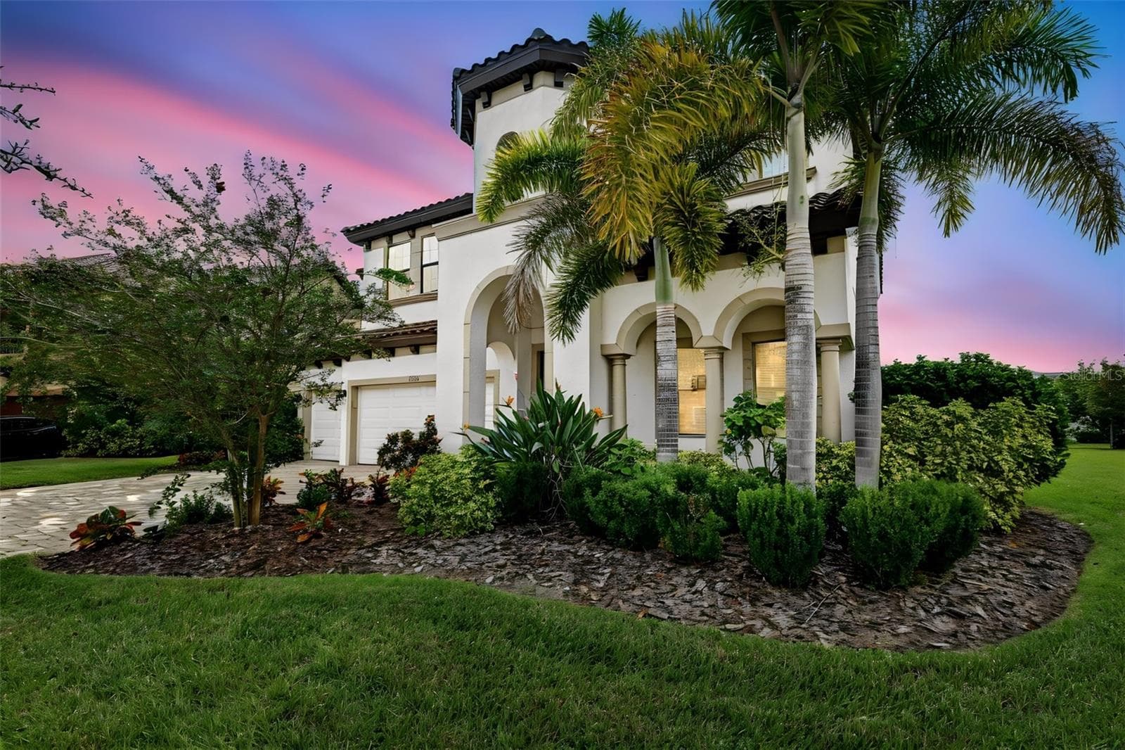 Single Family Residence at 11978 CLIMBING FERN AVE, RIVERVIEW, photo 4 of 100