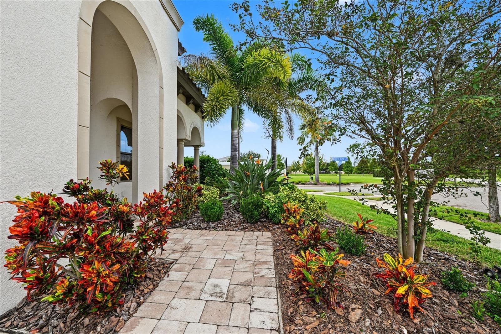 Single Family Residence at 11978 CLIMBING FERN AVE, RIVERVIEW, photo 10 of 100