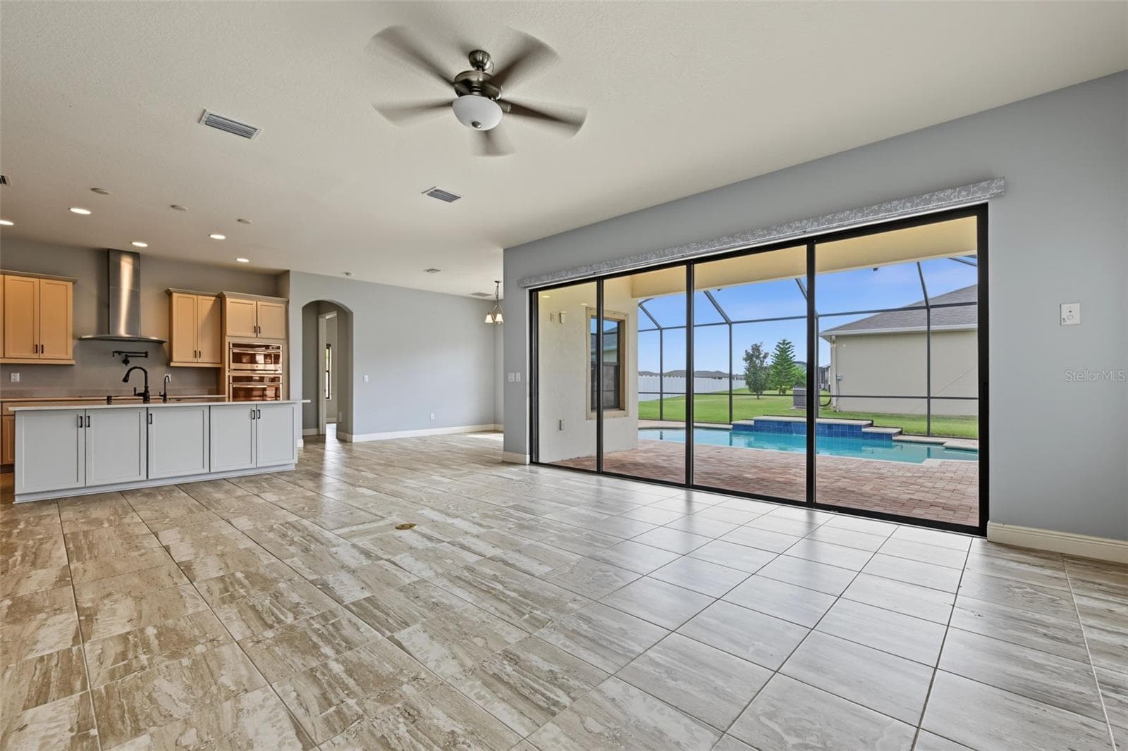 Single Family Residence at 11978 CLIMBING FERN AVE, RIVERVIEW, photo 20 of 100