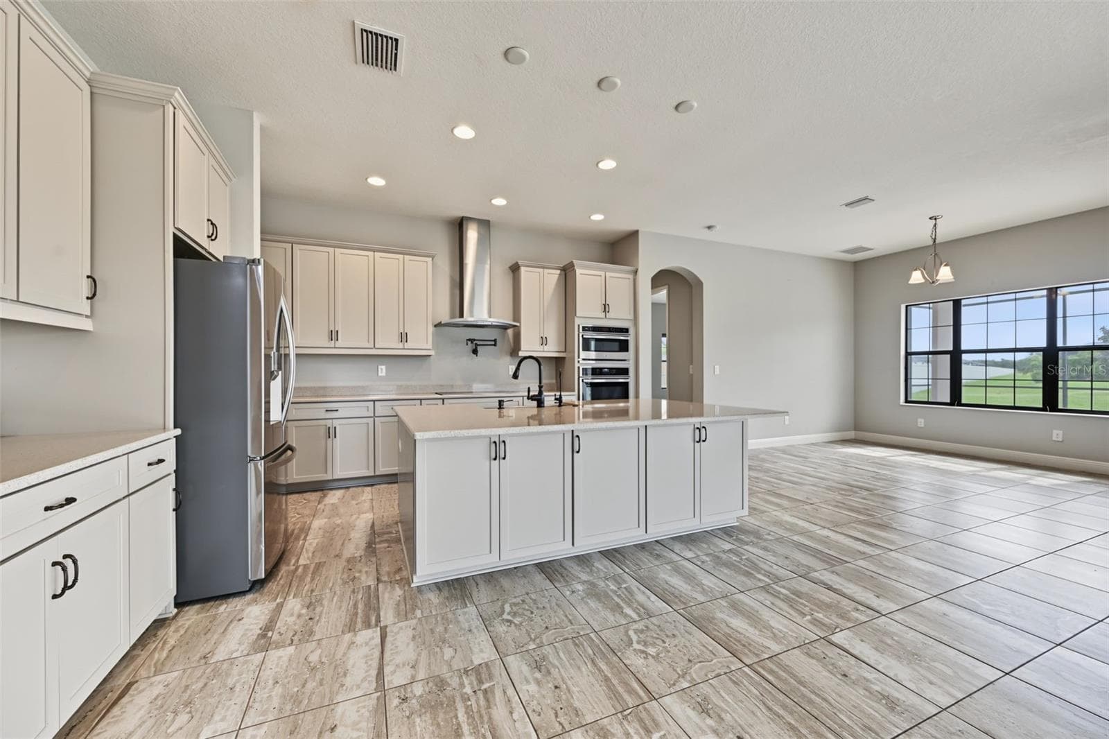 Single Family Residence at 11978 CLIMBING FERN AVE, RIVERVIEW, photo 32 of 100