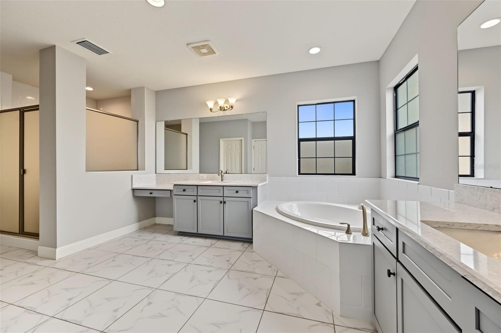 Single Family Residence at 11978 CLIMBING FERN AVE, RIVERVIEW, photo 55 of 100