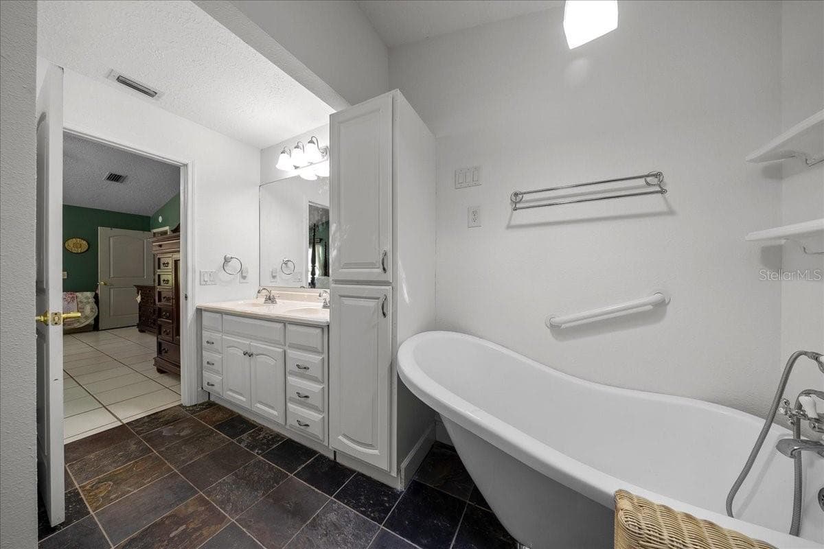 Single Family Residence at 11470 SE 73RD CT, BELLEVIEW, photo 22 of 53