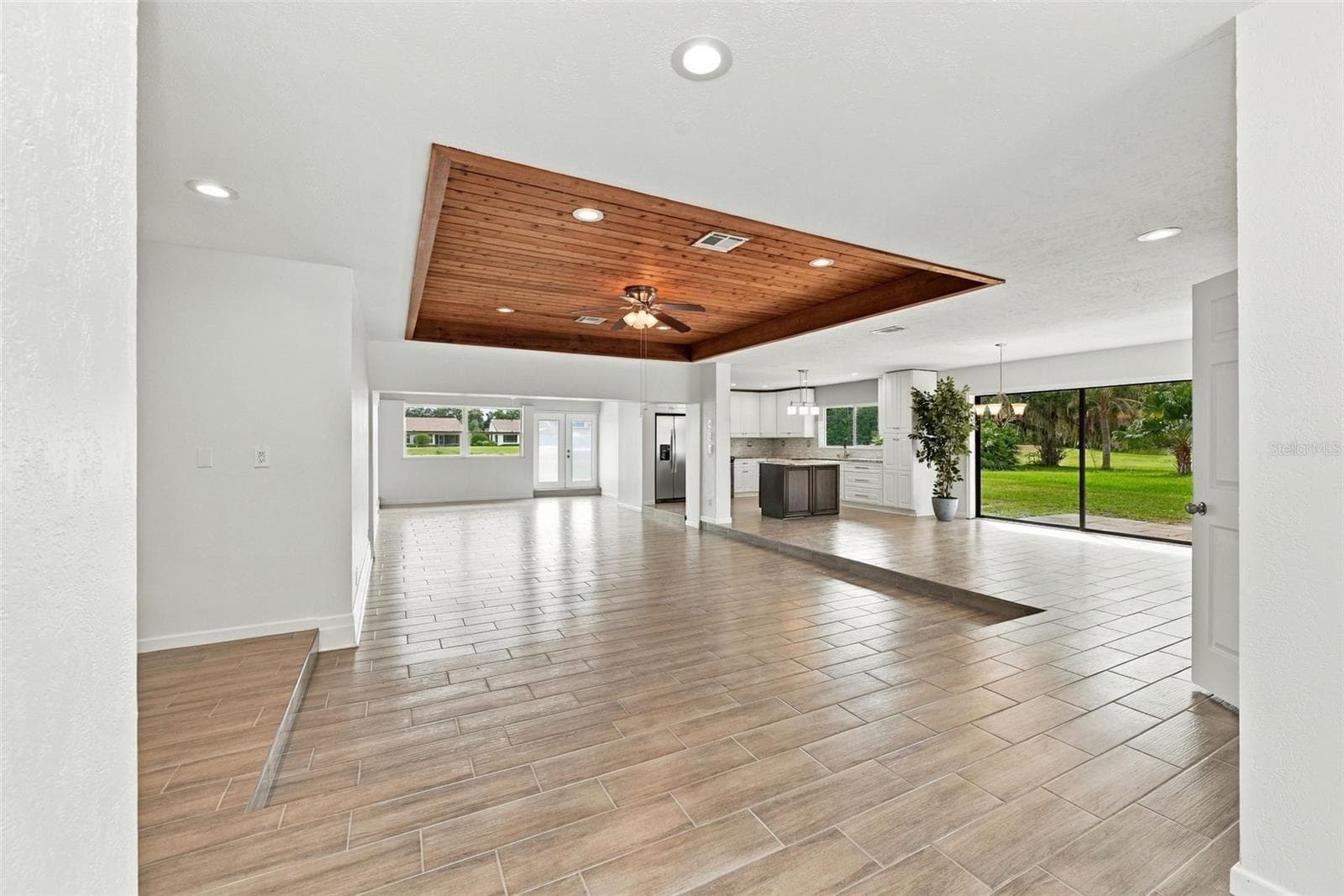 Entry - 15 ABBEY CT, HAINES CITY