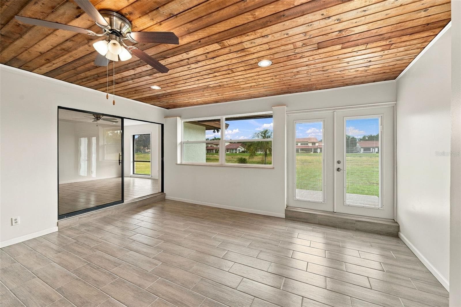 Single Family Residence at 15 ABBEY CT, HAINES CITY, photo 32 of 60