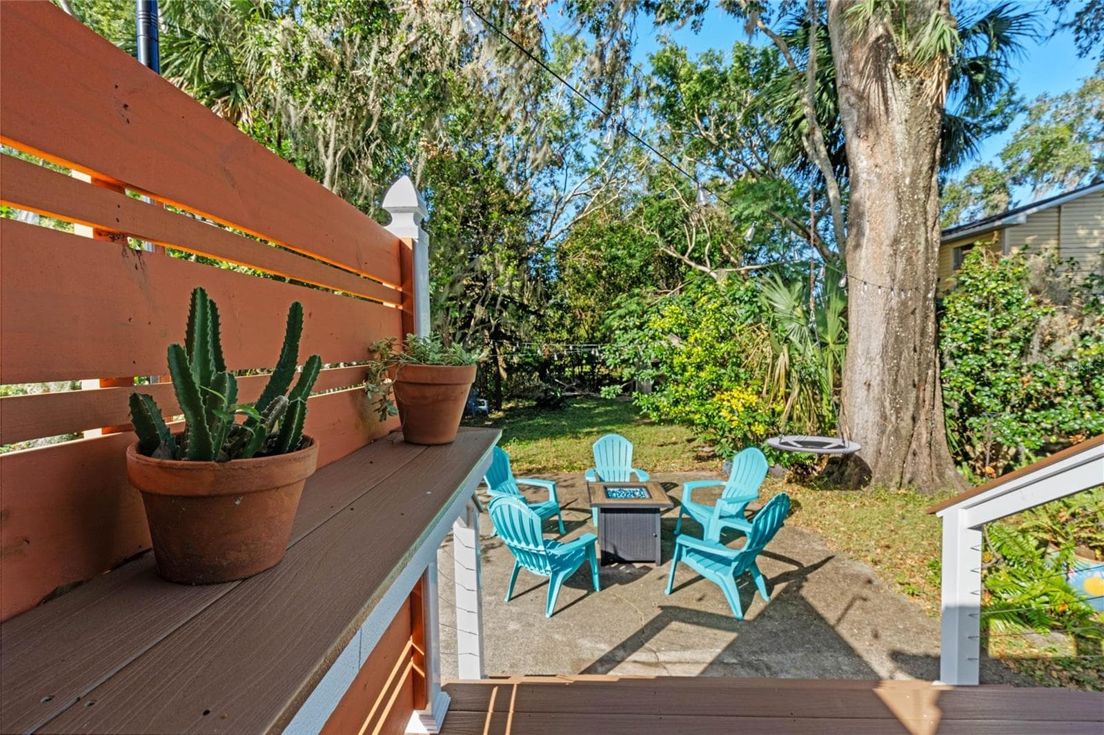 Single Family Residence at 305 S HIGHLAND ST, MOUNT DORA, photo 19 of 20