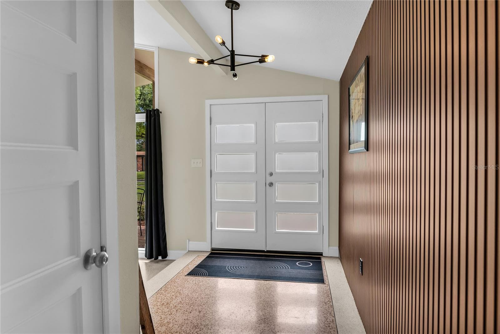 Single Family Residence at 3400 NEPTUNE DR, ORLANDO, photo 5 of 42