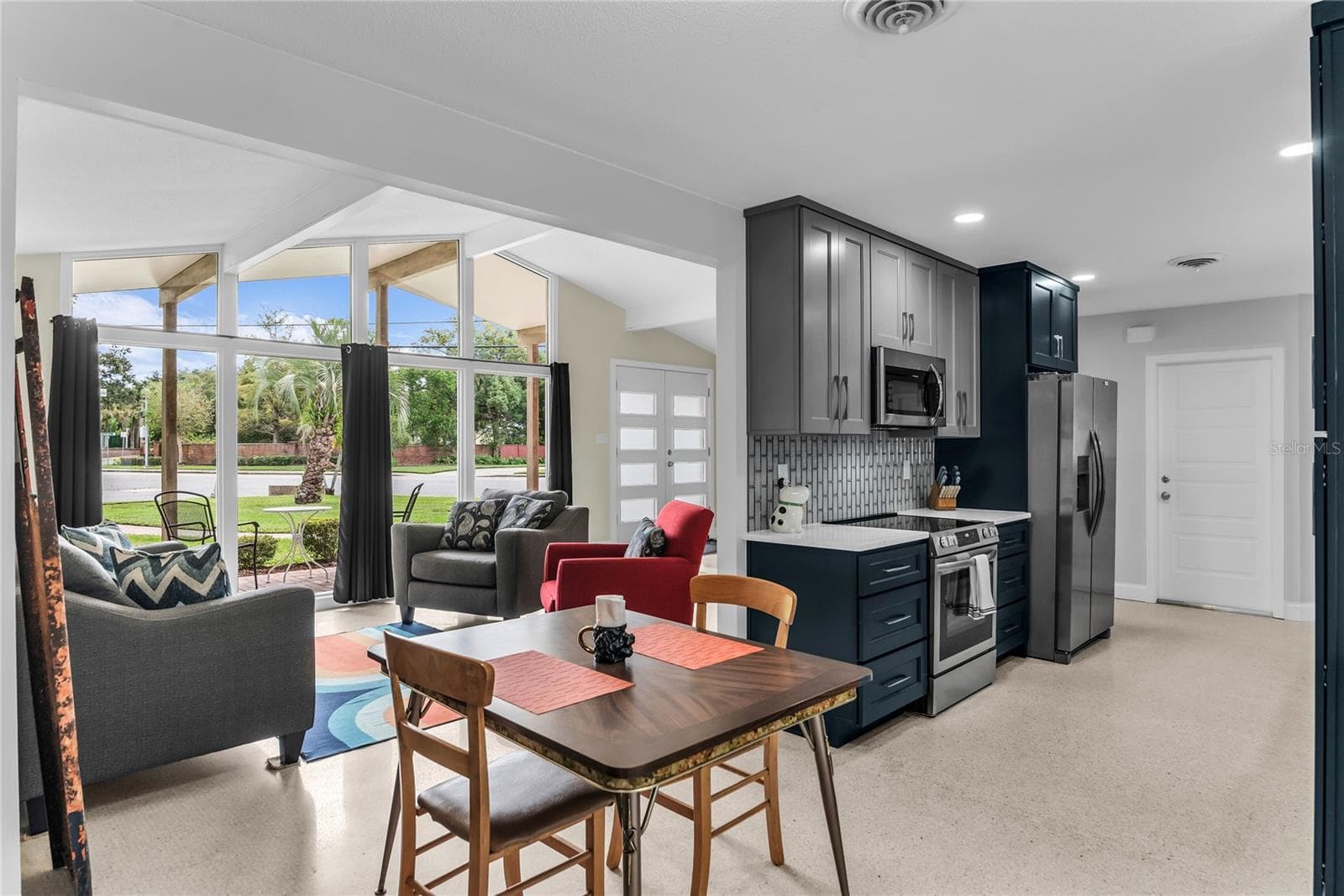 Single Family Residence at 3400 NEPTUNE DR, ORLANDO, photo 13 of 42