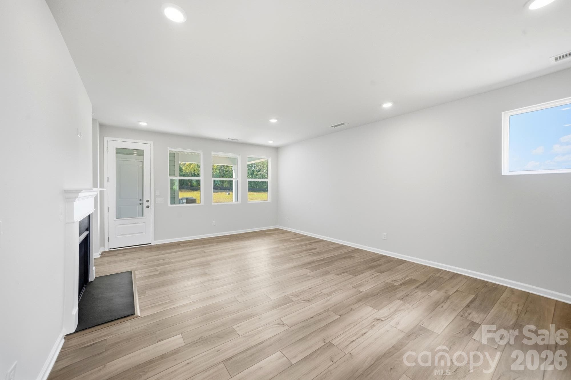 Single Family Residence at Rock Hill, photo 10 of 33