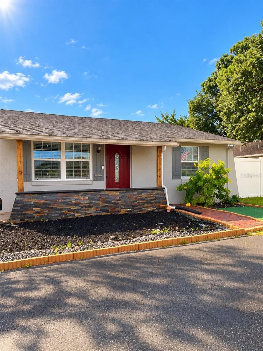 9408 ROSEBURY CT