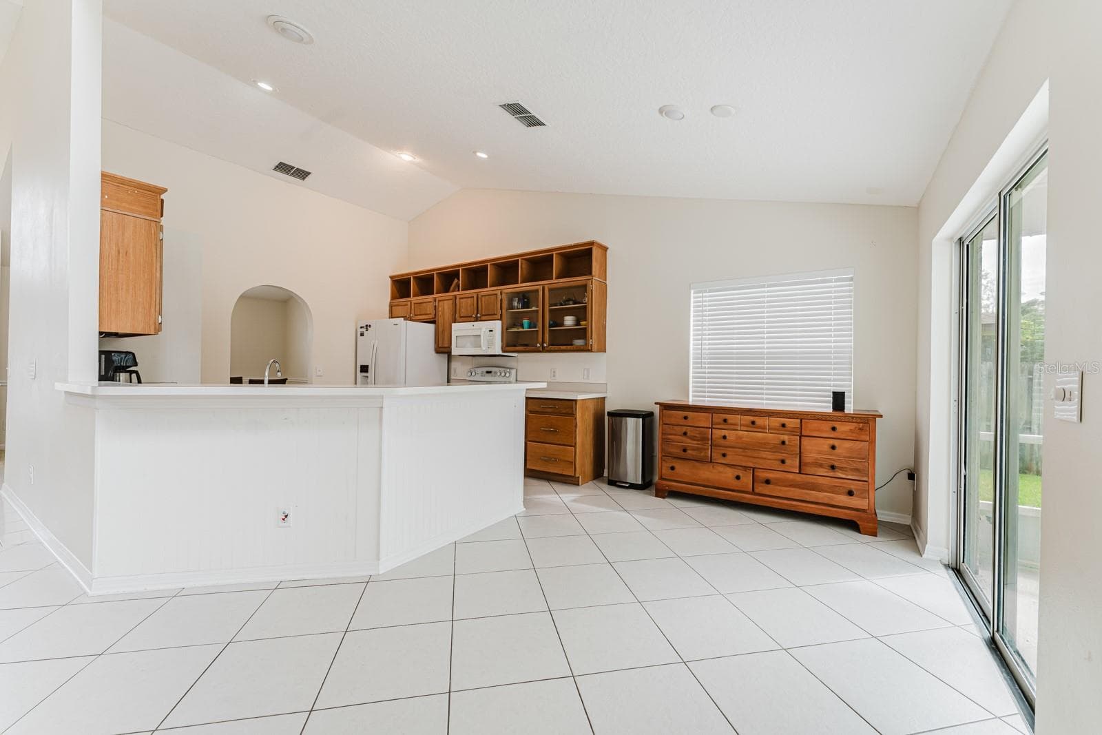 Kitchen - 349 BENTLEY ST, OVIEDO