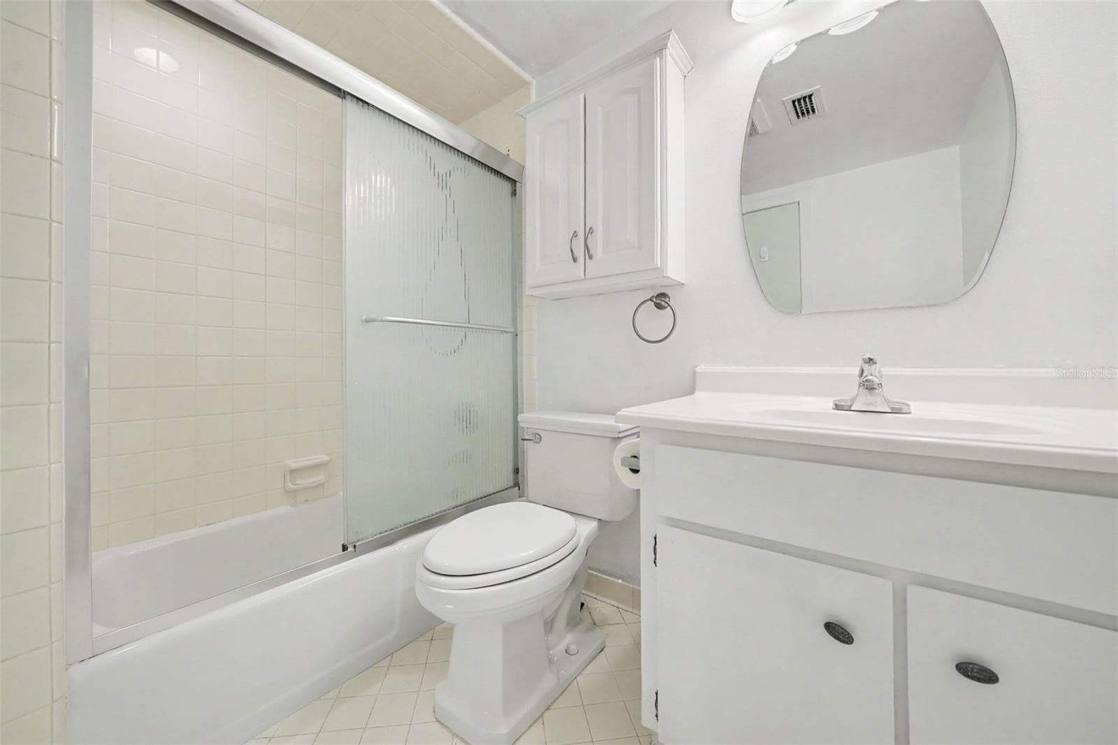 Condominium at 601 W OLD US HIGHWAY 441 #8B, MOUNT DORA, photo 14 of 19